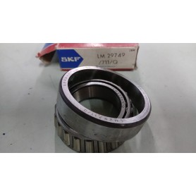 CUSCINETTO A RULLI CONICI CAMBIO DIFERENZIALE SKF LM29749/711/Q CASSA 18