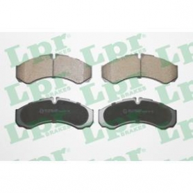 FVR1315 - PASTIGLIE FRENO ANTERIORI IVECO DAILY LPR 05P955