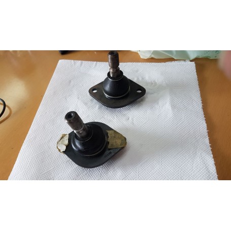 CX0839 -TESTA BRACCIO SOSPENSIONE INFERIORE SIMCA 1000 - MATRA BAGHEERA CASSA 91/A