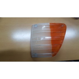 PLASTICA FANALE ANTERIORE MERCEDES W107 SL BILUX CASSA 110/A