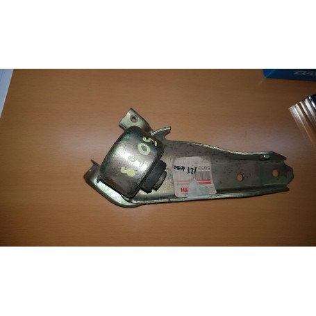SUPPORTO MOTORE FIAT 127 1050 CC LATO DISTRIBUZIONE CASSA 110/A