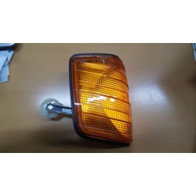 FANALE ANTERIORE DESTRO MERCEDES 190 A2018260543 ORIGINALE MERCEDES CASSA 137/A