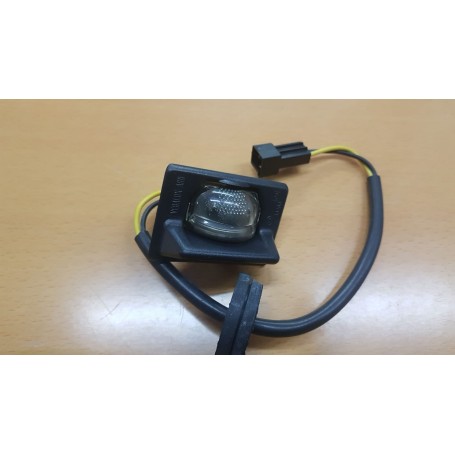 FANALE LUCETARGAFIAT UNO DAL 1989 AL 1994 CASSA 143/A