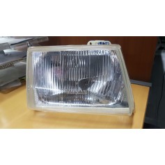 FARO ANTERIORE DESTRO FORD ESCORT DAL 1981 AL 1985 SCAFF.FARI PIAN.12