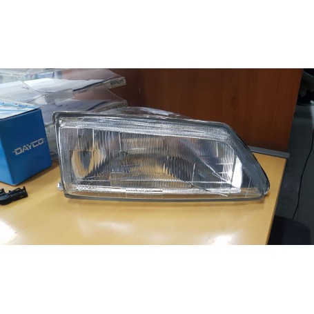 FARO ANTERIORE DESTRO PEUGEOT 106 DAL 1991 AL 1996 SCAFF.FARI PIAN.16