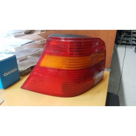 FANALE POSTERIORE SINISTRO VOLKSWAGEN GOLF IV SERIE USATO SCAFF.FARI PIAN.27