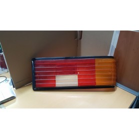 PLASTICA FANALE POSTERIORE DESTRA MATRA SIMCA BAGHEERA SCAFF.FARI PIAN.27