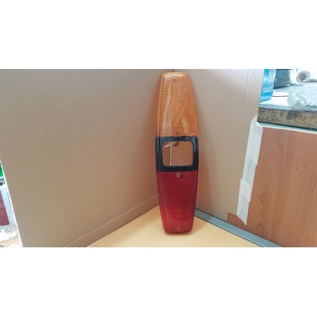 PLASTICA FANALE POSTERIORE FORD TRANSIT PRIMA SERIE TAUNUS SCAFF.FARI PIAN.27