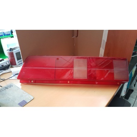 PLASTICA FANALE POSTERIORE SINISTRA AUTOBIANCHI Y10 DAL 1992 AL 1996 SCAFF.FARI PIAN.27