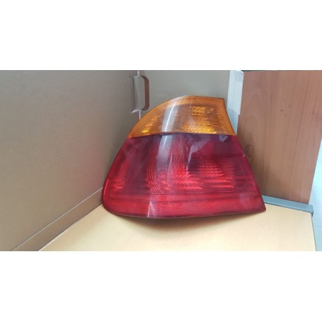 FANALE POSTERIORE DESTRO BMW E46 DAL 1998 AL 2001 USATO SCAFF.FARI PIAN.27
