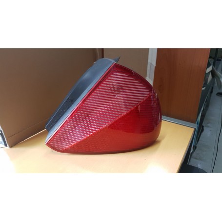 FANALE POSTERIORE DESTRO LANCIA LYBRA BERLINA SCAFF.FARI PIAN.27