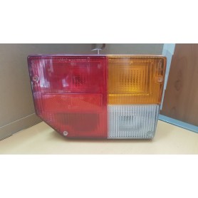 PLASTICA FANALE POSTERIORE DESTRA FIAT 128 PRIMA SERIE SCAFF.FARI PIAN.28