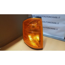 FANALE ANTERIORE DESTRO MERCEDES 190 SCAFF.FARI PIAN.31