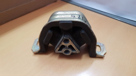 5212 - SUPPORTO MOTORE OPEL KADETT E DAL 1982 AL 1994 CASSA 155/A