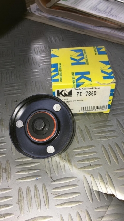 CUSCINETTO TENDICINGHIA AUSILIARE VOLVO DISPONIBILE KM