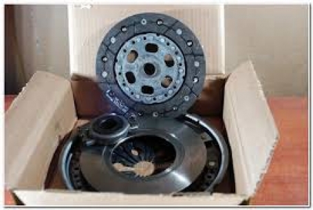 KIT FRIZIONE VW POLO LUPO SEAT AROSA 1.7 1.9 SDI DAL 1997 AL 2005 LUK 618197000