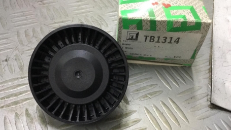 CUSCINETTO TENDICINGHIA AUSILIARE BMW DISPONIBILE KM