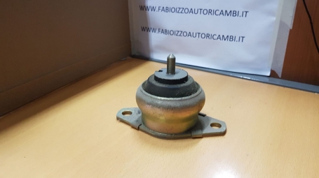 SUPPORTO MOTORE ALFA 164 - FIAT CROMA - LANCIA THEMA - CASSA 151/A
