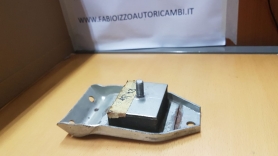 SUPPORTO MOTORE RENAULT 4 - 6 - CASSA 153/A