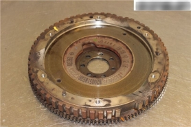 VOLANO FRIZIONE RENAULT NISSAN MOTORI 1.5 DCI ORIGINALE RENAULT 8200518938