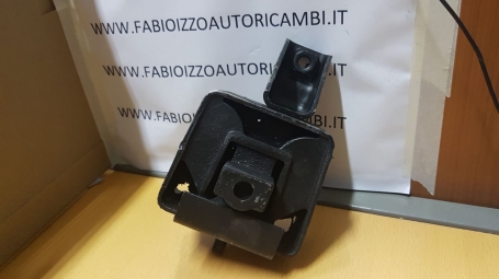 SUPPORTO MOTORE FORD FIESTA II - ESCORT IV - CASSA 153/A