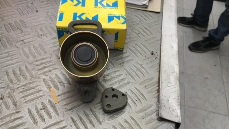 CUSCINETTO TENDICINGHIA DISTRIBUZIONE JEEP RENAULT DISPONIBILE KM