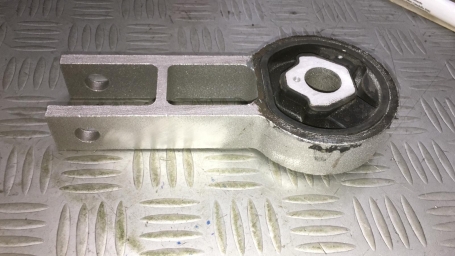 SUPPORTO MOTORE FIAT STILO DISPONIBILE BIRTH 