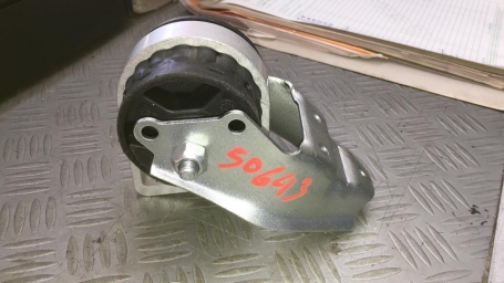 SUPPORTO MOTORE SMART (1 PEZZO) DISPONIBILE BIRTH (1 PEZZO) DISPONIBILE STC