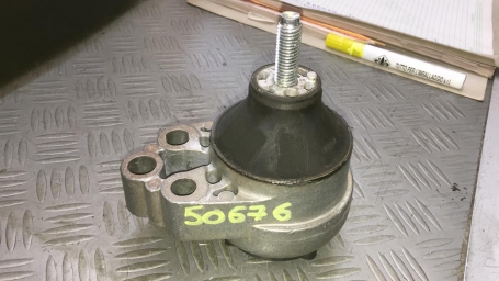 SUPPORTO MOTORE FORD DISPONIBILE BIRTH