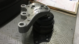 SUPPORTO MOTORE AUDI SEAT SKODA FORD DISPNIBILE UNIGOM 