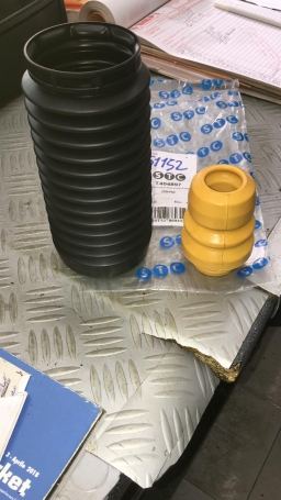 TAMPONE PARACOLPO AMMORTIZZATORE ANTERIORE FORD MAZDA (1 PEZZO) DISP. STC (2 PEZZI) DISP. BIRTH 