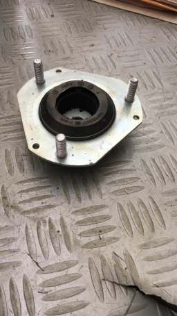 SUPPORTO AMMORTIZZATORE ANTERIORE FORD DISPONIBILE BIRTH 