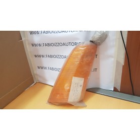 PLASTICA FANALE FRECCIA ANTERIORE DESTRA BMW 318/320 FINO AL 1982 CASSA 162/A
