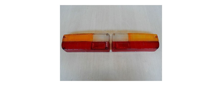 PLASTICA FANALE POSTERIORE SX